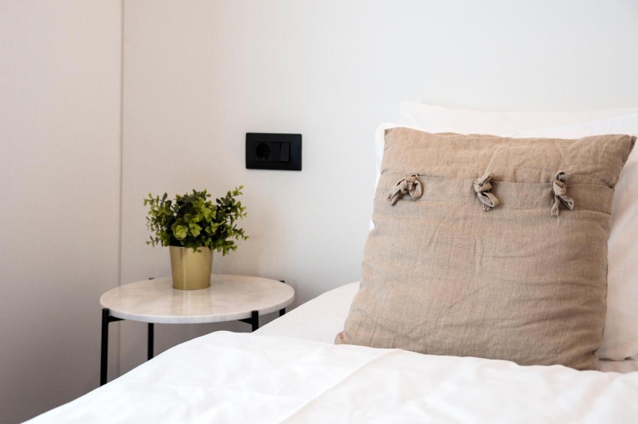 Modern And Cozy Apartments Salt & Pepper In Heart Of โรวีน ภายนอก รูปภาพ