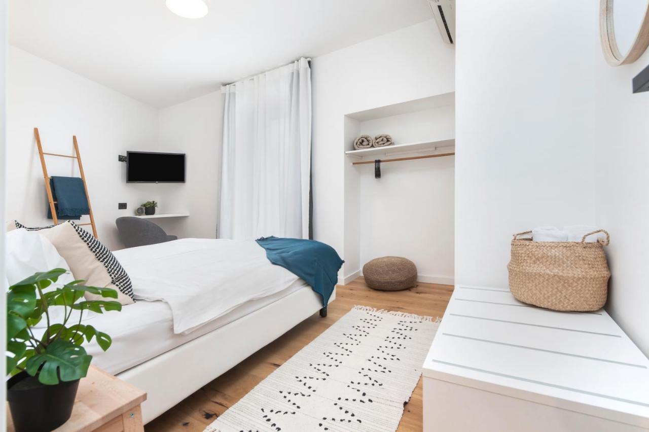 Modern And Cozy Apartments Salt & Pepper In Heart Of โรวีน ภายนอก รูปภาพ